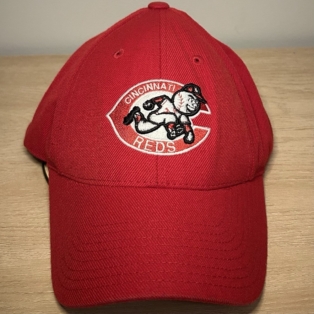 American Needle 1918 Vintage MLB Cinncinati Reds Adjustable‎ Hat
